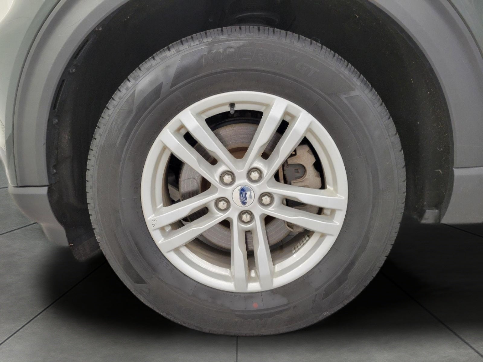 2024 Ford Explorer — rear three-quarter view